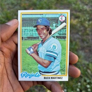 BUCK MARTINEZ Baseball Trading Card